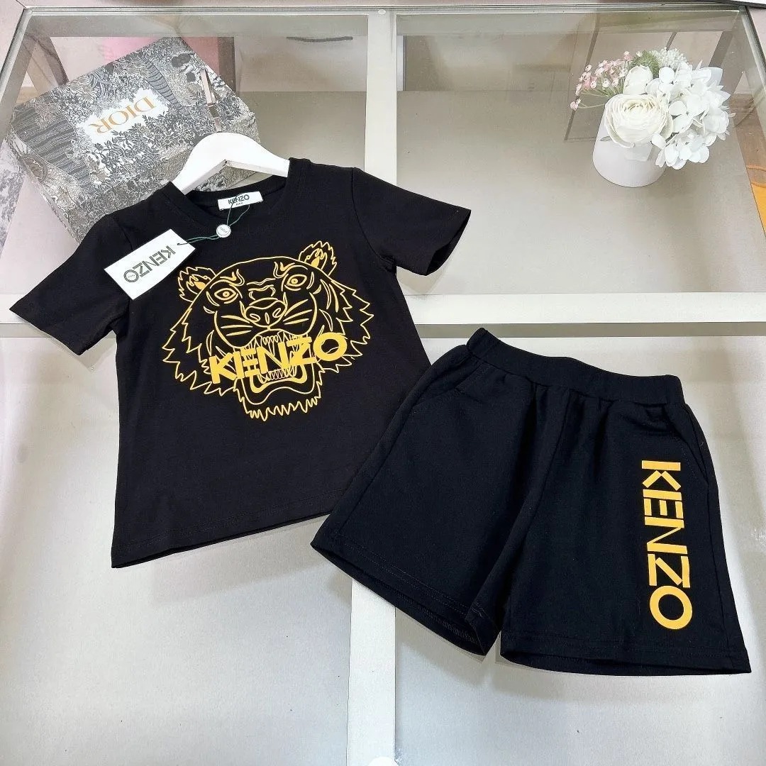 【90-160cm】二点セット 絶対後悔しない 涼しく快適 虎柄 トレンド 半袖Ｔシャツ+ショートパンツ セットアップ