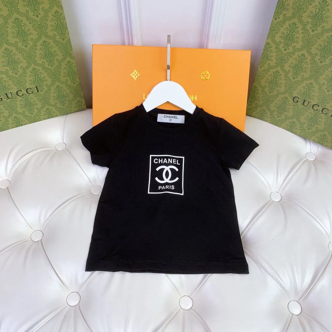 【90-160cm】二点セット 好感度100％  売れ筋 おしゃれ 快適 女の子 半袖Ｔシャツ+スカート セットアップ