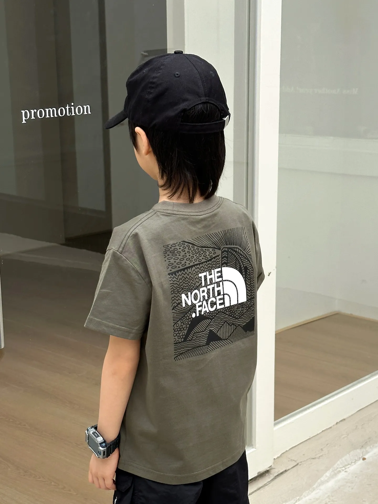 【110-165cm】これを逃す手はない 爆売れ中 カジュアル ゆったり 快適 男の子 半袖 Tシャツ