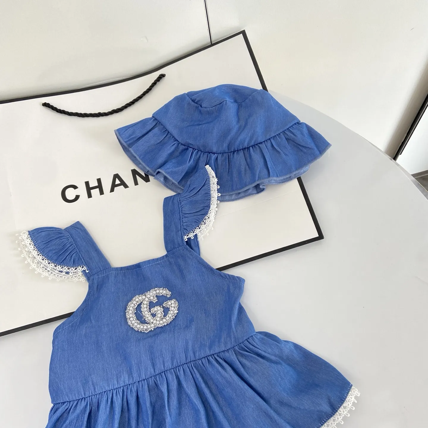 【59-90cm】二点セット おしゃれキッズ必見  品質満点 おしゃれ 肌触り良い ベビー ロンパース+帽子 セット