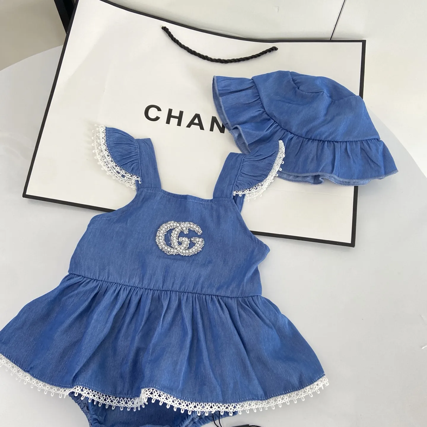 【59-90cm】二点セット おしゃれキッズ必見  品質満点 おしゃれ 肌触り良い ベビー ロンパース+帽子 セット