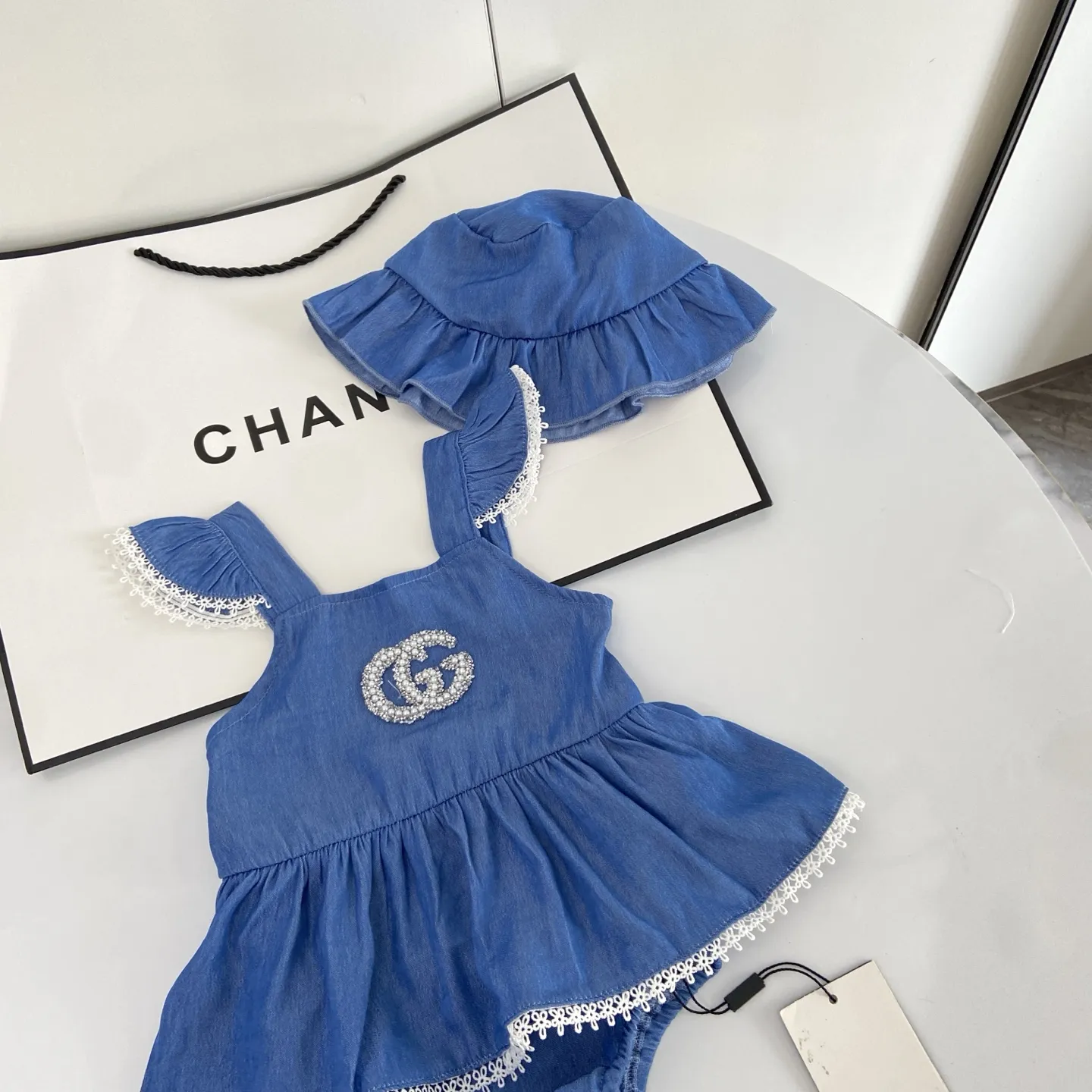 【59-90cm】二点セット おしゃれキッズ必見  品質満点 おしゃれ 肌触り良い ベビー ロンパース+帽子 セット