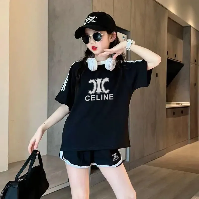 【90-160cm】二点セット おすすめ 着せやすい シンプル 女の子 半袖 Ｔシャツ＋ショートパンツ セットアップ