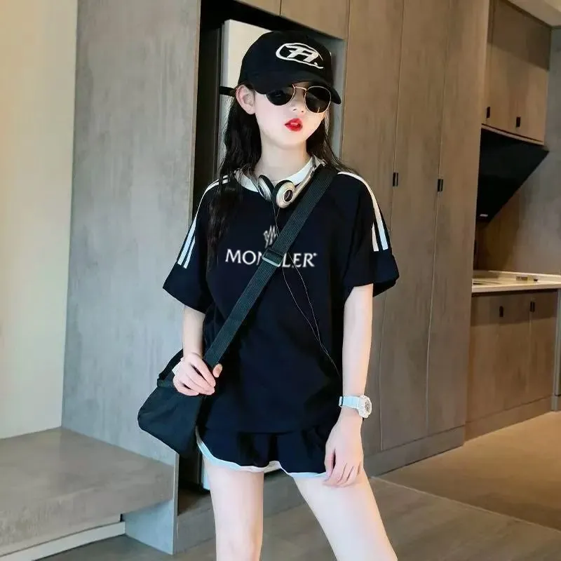 【90-160cm】二点セット オシャレ度高め 品質満点 着せやすい 女の子 半袖 Ｔシャツ＋ショートパンツ セットアップ