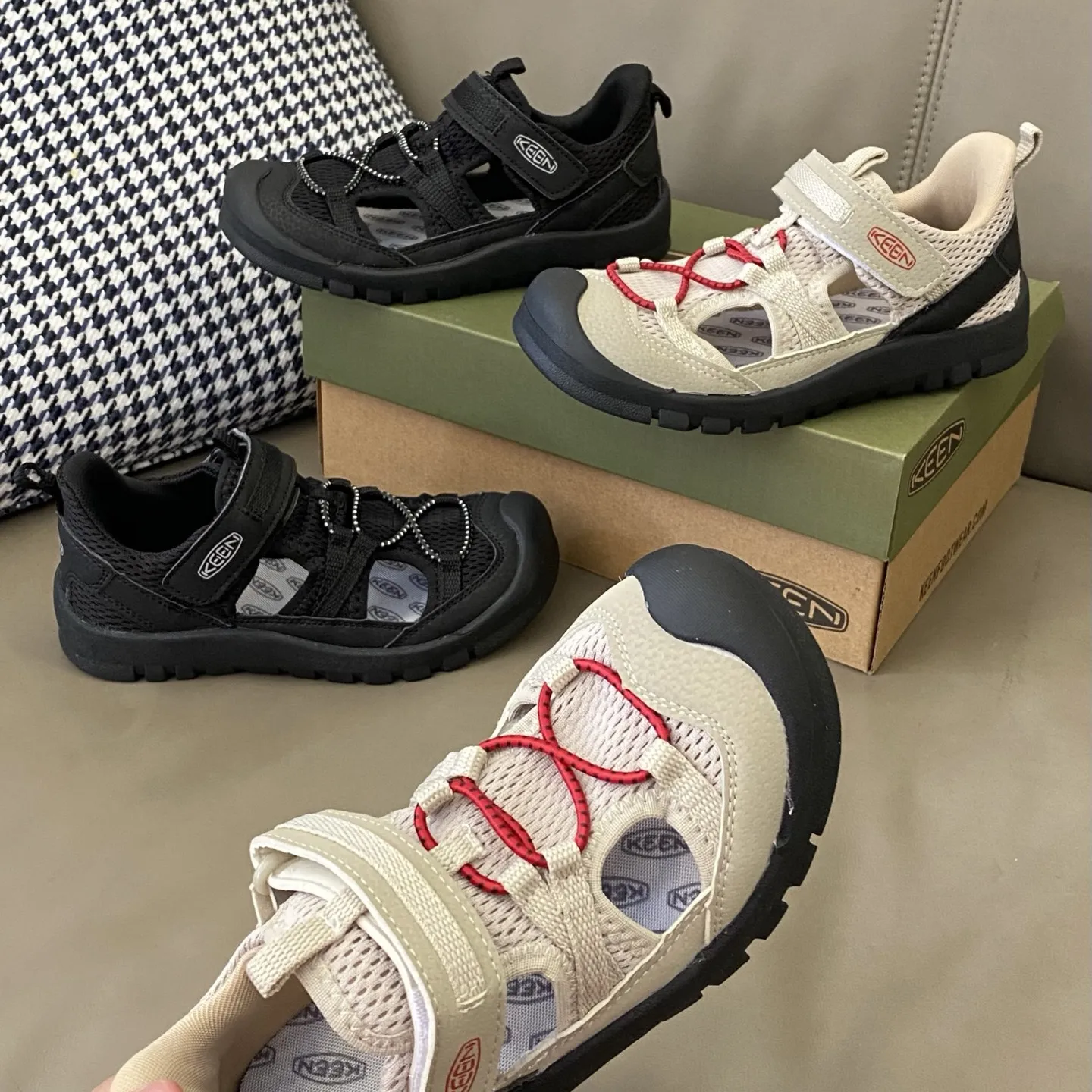 売れ切れ必至 組み合わせやすい 快適 履きやすい 通気性抜群  キッズ サンダル