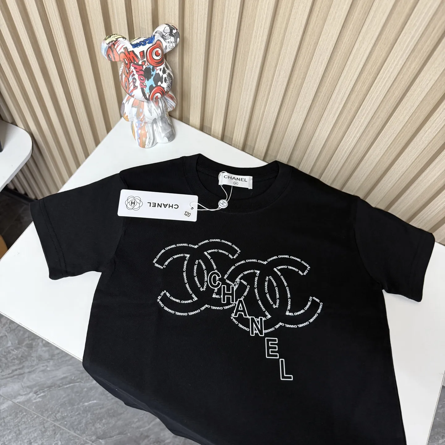 【90-170cm】絶対見逃さないで 大人気 アルファベット 着やすい ユニセックス 半袖 Tシャツ