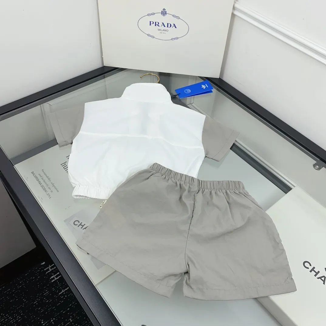 【73-120cm】二点セット 夏にぴったり UV対策 吸汗速乾 トレンド  半袖 Ｔシャツ+ショートパンツ セットアップ