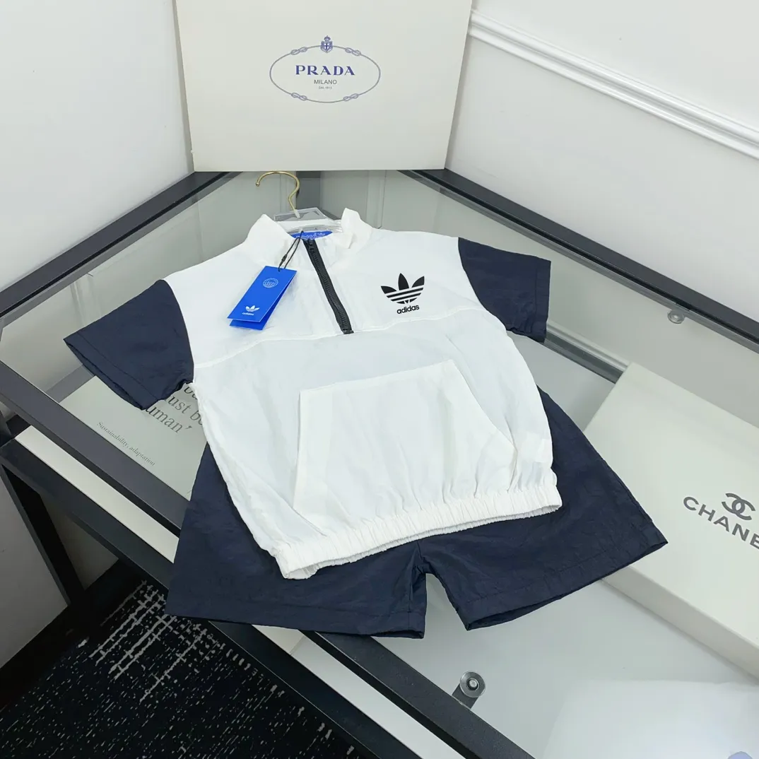 【73-120cm】二点セット 夏にぴったり UV対策 吸汗速乾 トレンド  半袖 Ｔシャツ+ショートパンツ セットアップ