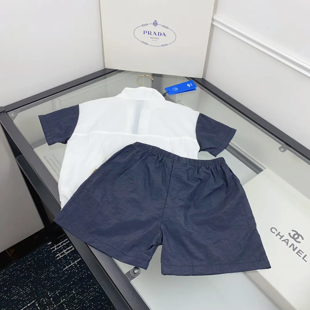【73-120cm】二点セット 夏にぴったり UV対策 吸汗速乾 トレンド  半袖 Ｔシャツ+ショートパンツ セットアップ