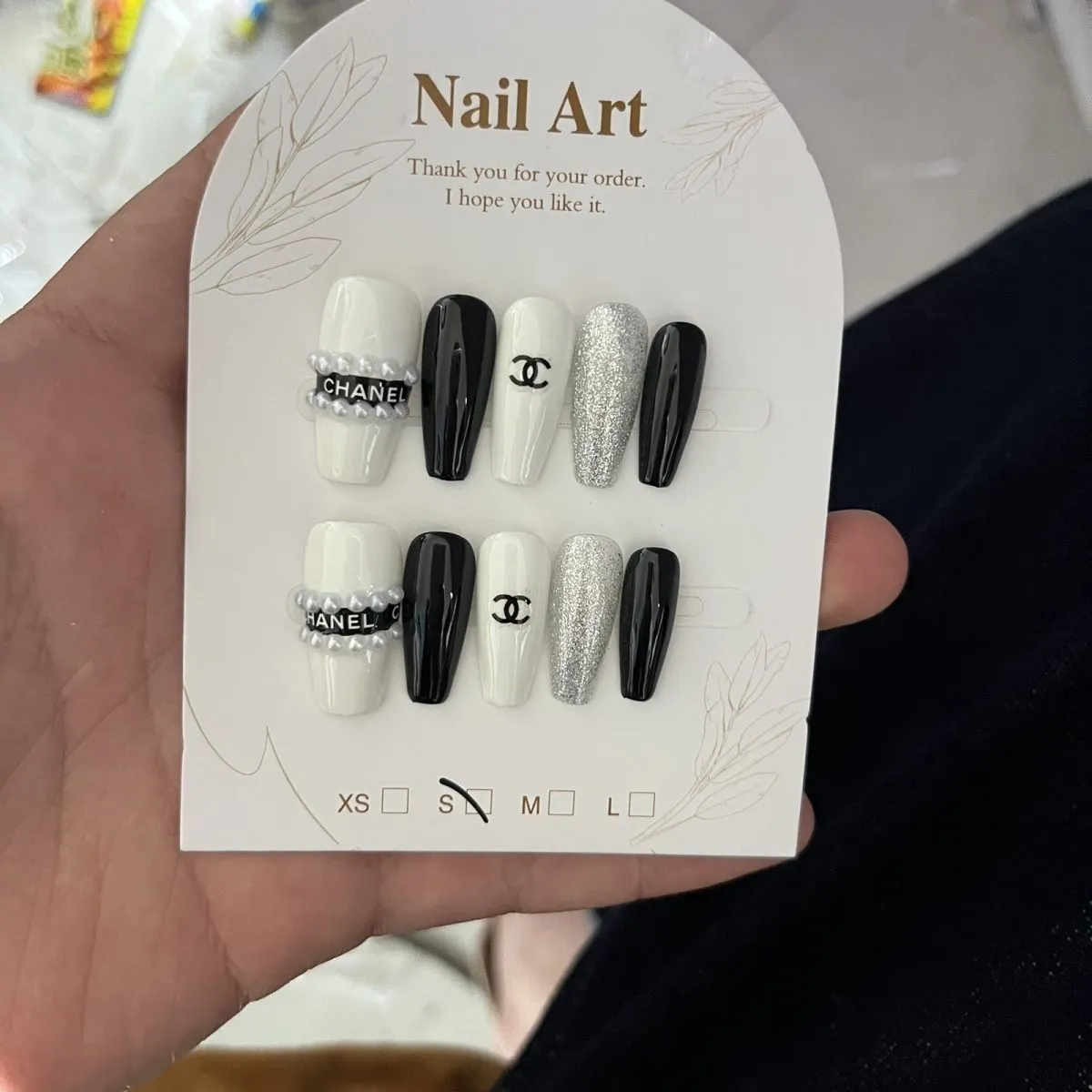 【激安1円！！】オシャレ度高め フレンチネイル 繰り返し使える フルチップ ネイルチップ