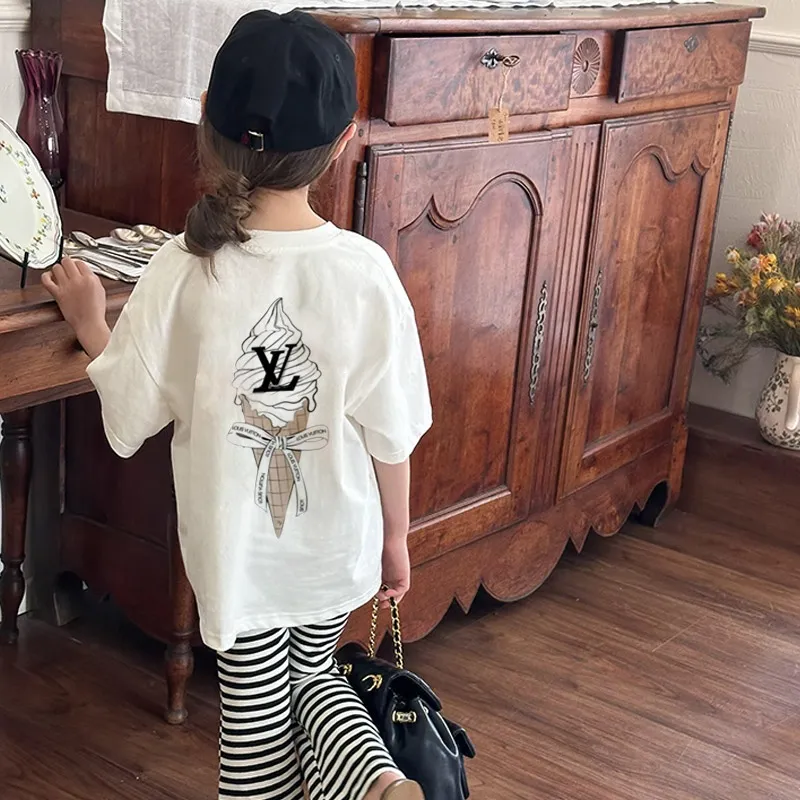 【90-160cm】夏にぴったり リピーター多数 可愛い ガーリー 着やすい 女の子 半袖 Ｔシャツ