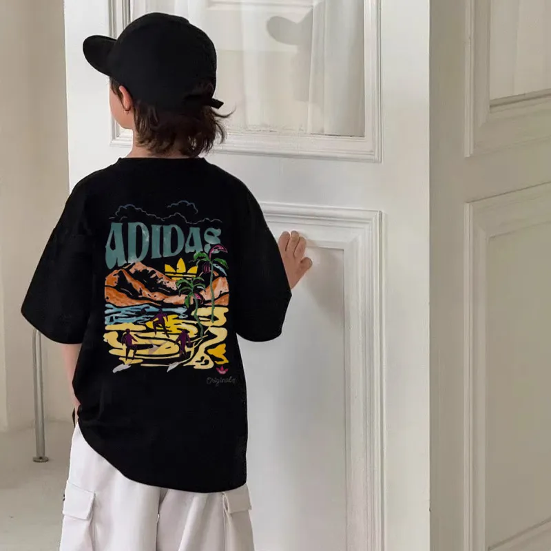 【90-160cm】着回し力抜群 爆売れ中 カジュアル ストリート お出かけに 男の子 半袖 Ｔシャツ