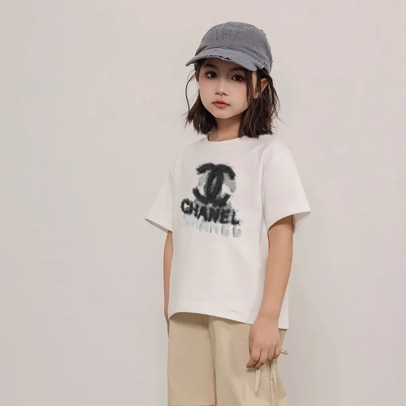 【90-160cm】トレンド感満点 おしゃれ トレンド スタイリッシュ 女の子 半袖 Ｔシャツ