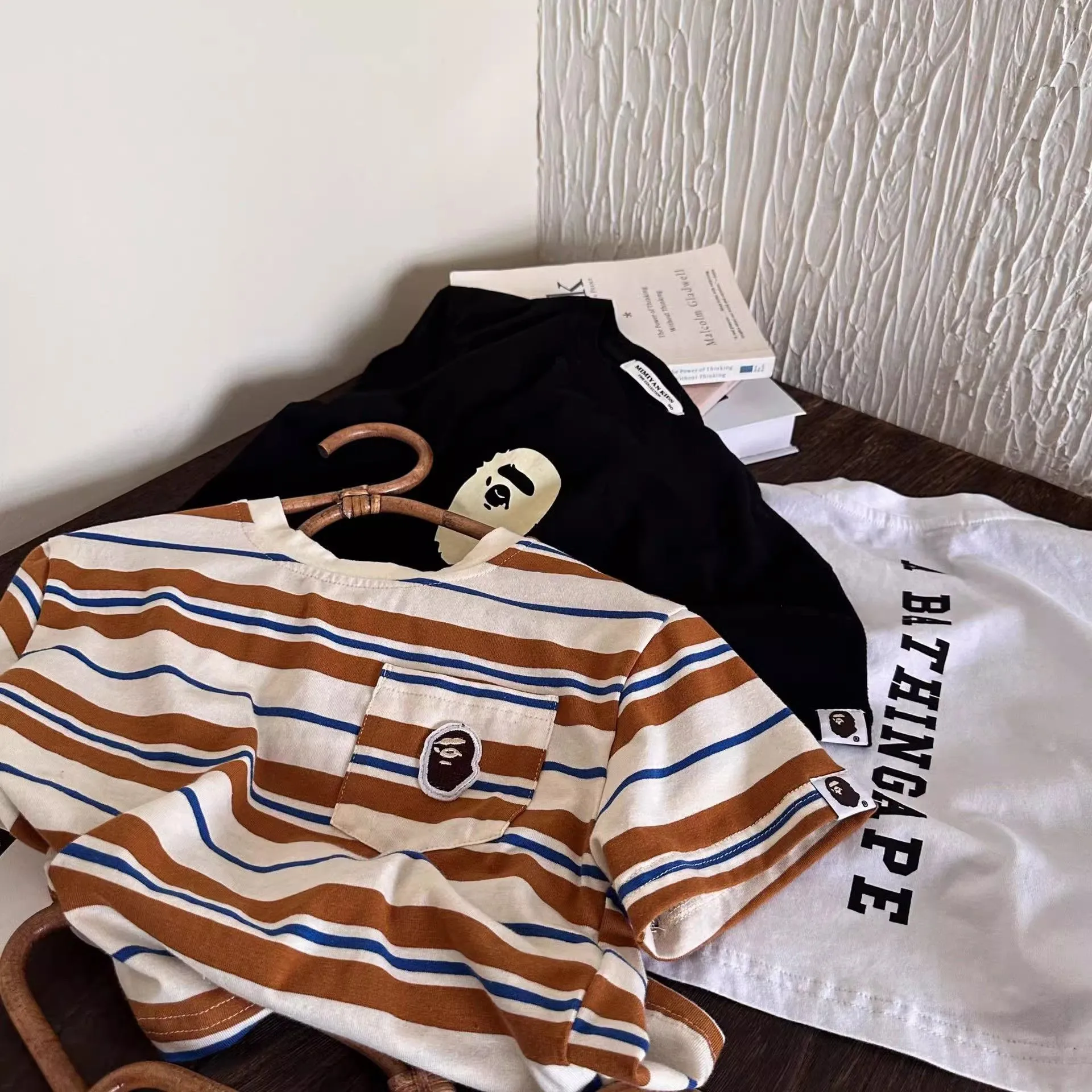 【90-140cm】SNS映え間違いなし 大人気 カジュアル ボーダー柄 着やすい 半袖 Ｔシャツ
