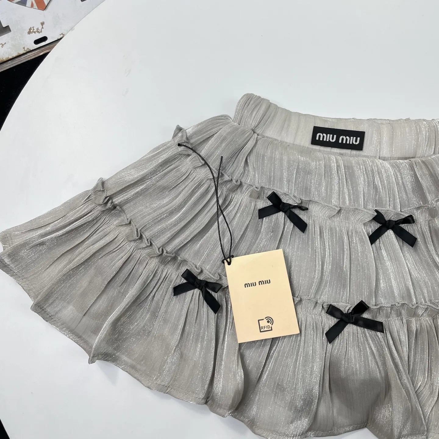 【90-140cm】オシャレ度高め 大好評 かわいさ満点 シルエット リボン付き 女の子 スカート
