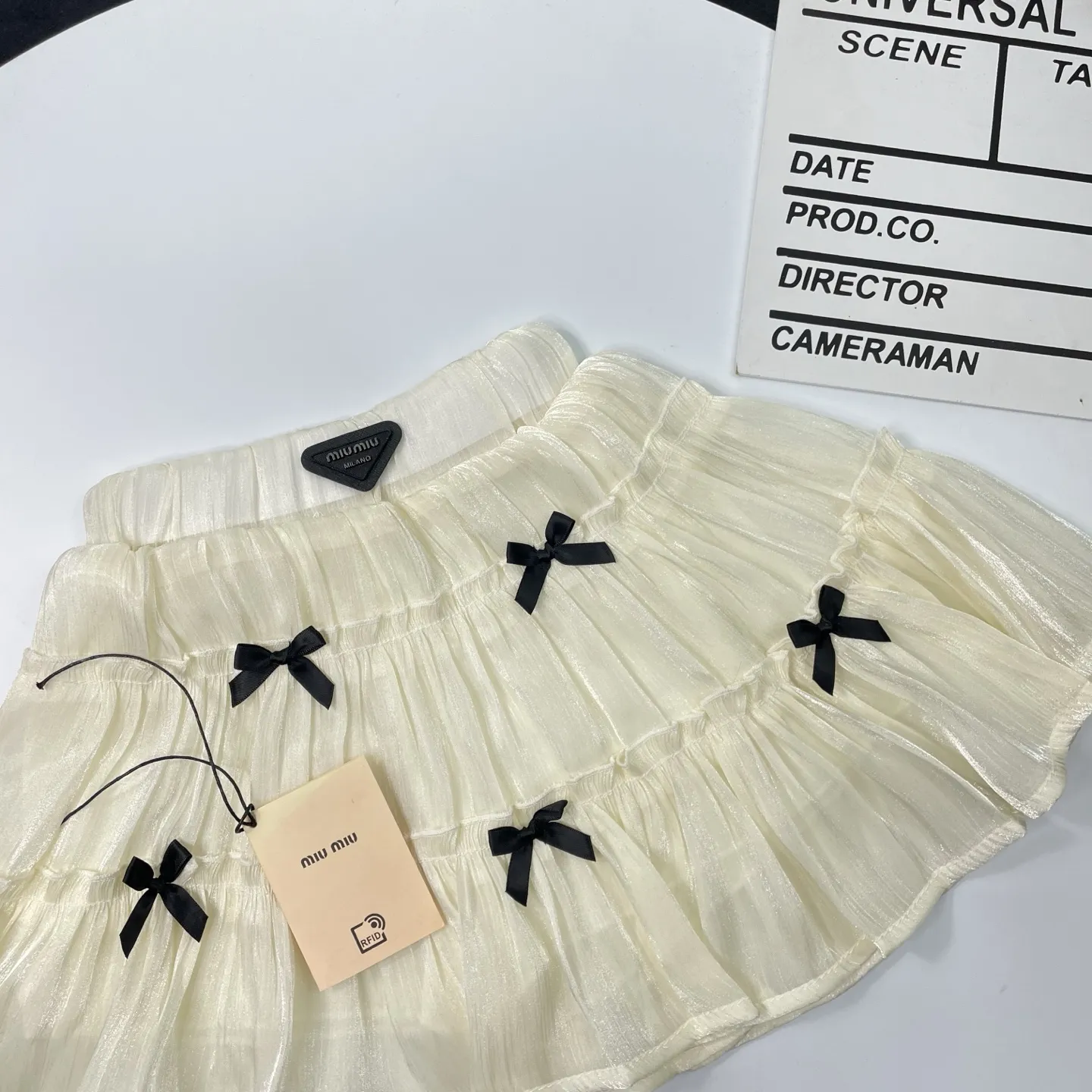 【90-140cm】オシャレ度高め 大好評 かわいさ満点 シルエット リボン付き 女の子 スカート