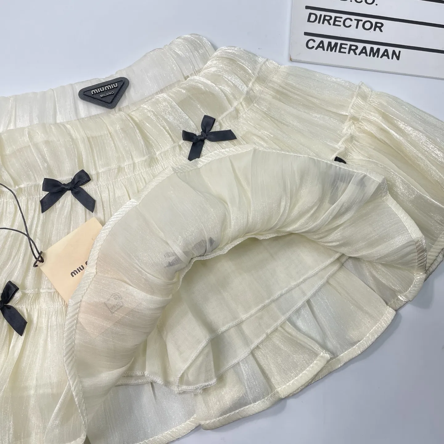 【90-140cm】オシャレ度高め 大好評 かわいさ満点 シルエット リボン付き 女の子 スカート