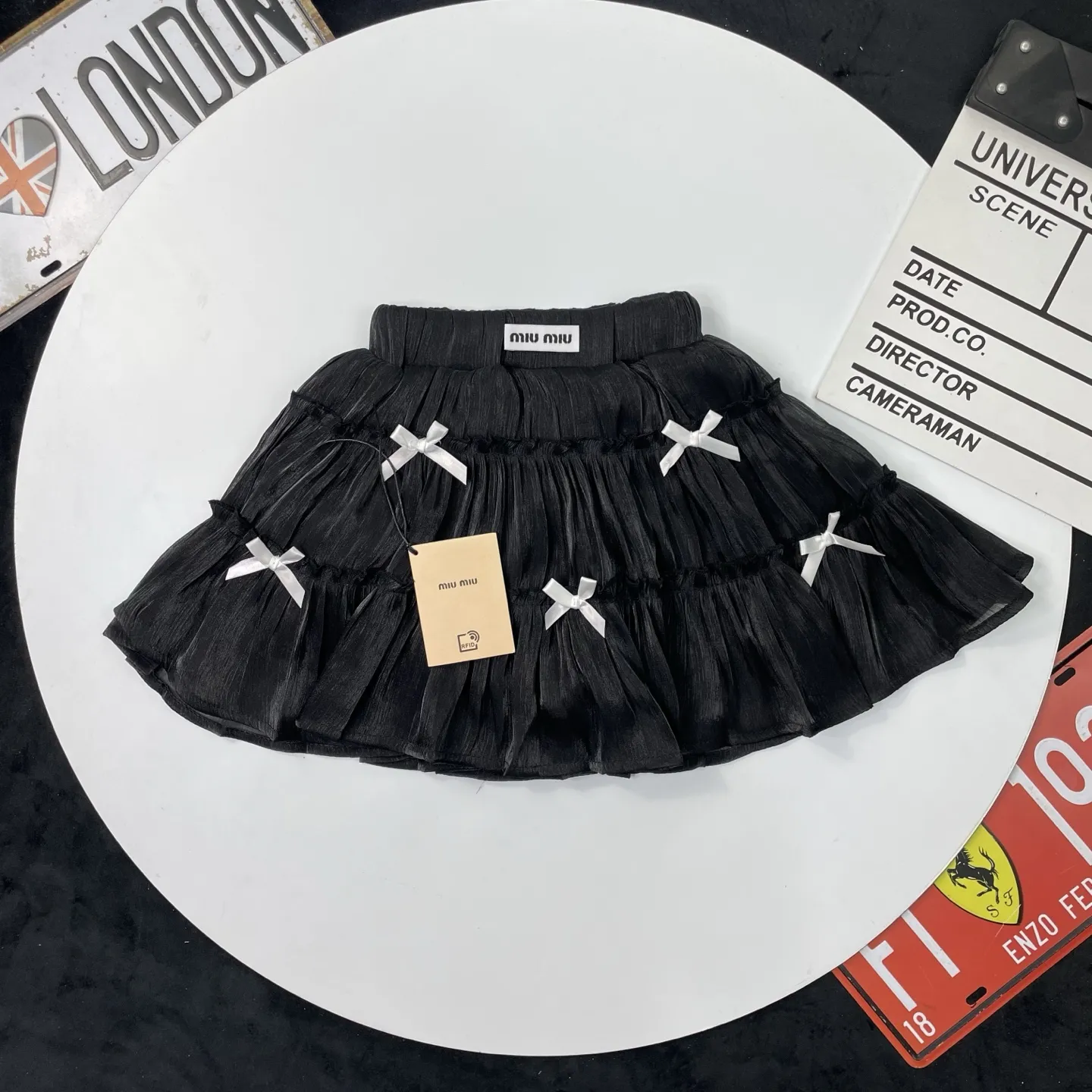 【90-140cm】オシャレ度高め 大好評 かわいさ満点 シルエット リボン付き 女の子 スカート
