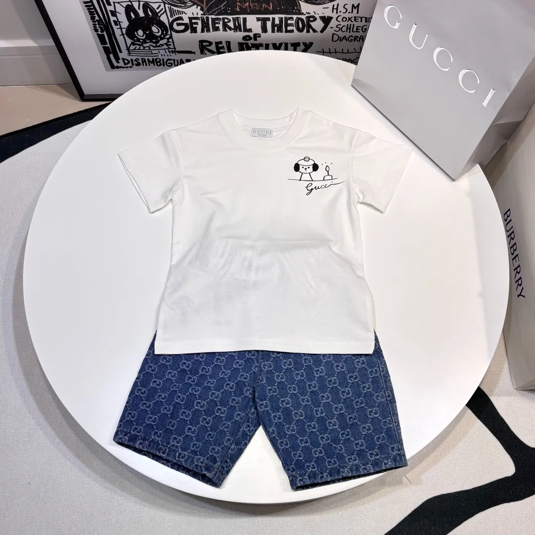 【100-160cm】絶対欲しい  大人気 シンプル 可愛い カートゥーン 半袖 Ｔシャツ