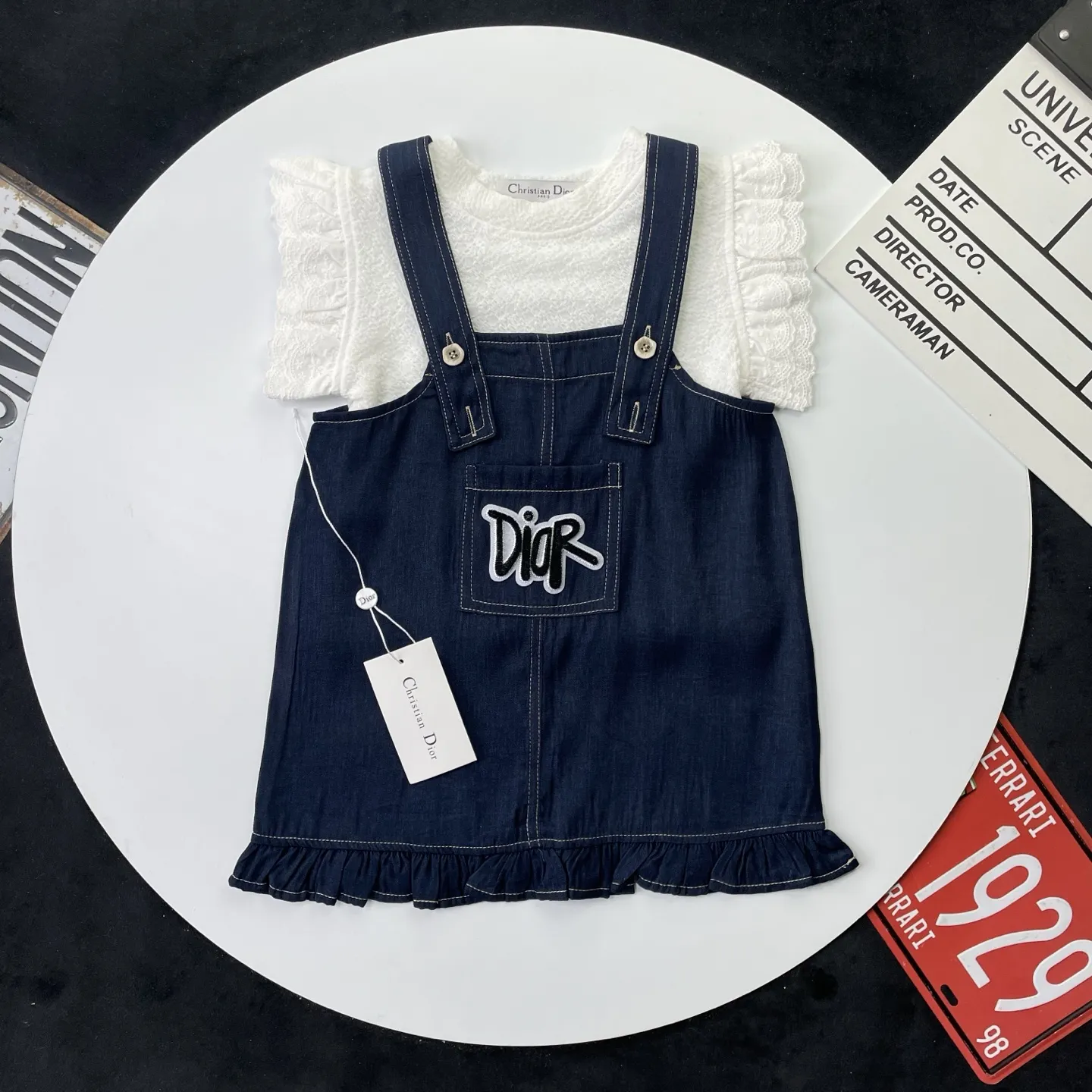 【90-140cm】好感度UP ガーリー カジュアル かわいい 女の子 フリル袖Tシャツ+デニムサロペットスカート セット