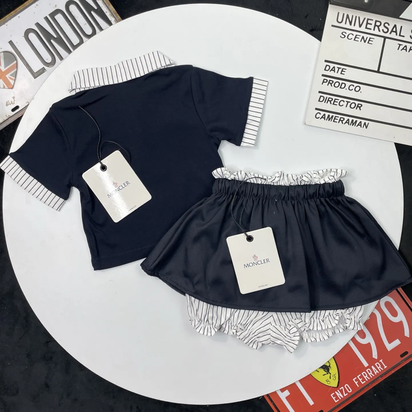 【120-170cm】二点セット 元気いっぱい カジュアル きれいめ 女の子 半袖Ｔシャツ+スカート セットアップ