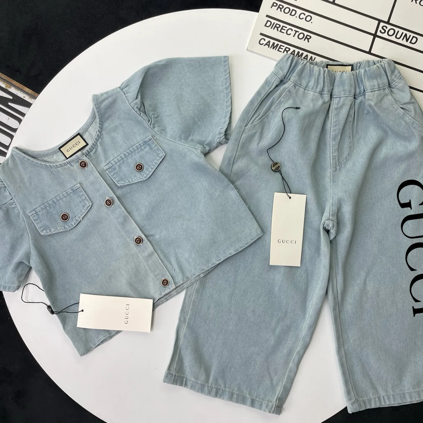 【90-140cm】二点セット 人気上昇中 着心地良い カジュアル 女の子 半袖Ｔシャツ+パンツ セット