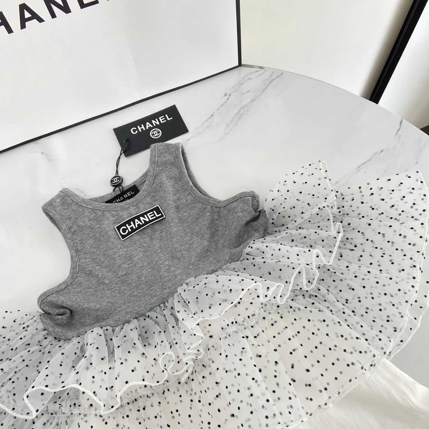 【90-140cm】二点セット オシャレ度高め 大活躍 スウィート 切り替え 女の子 タンクトップ+パンツ セットアップ