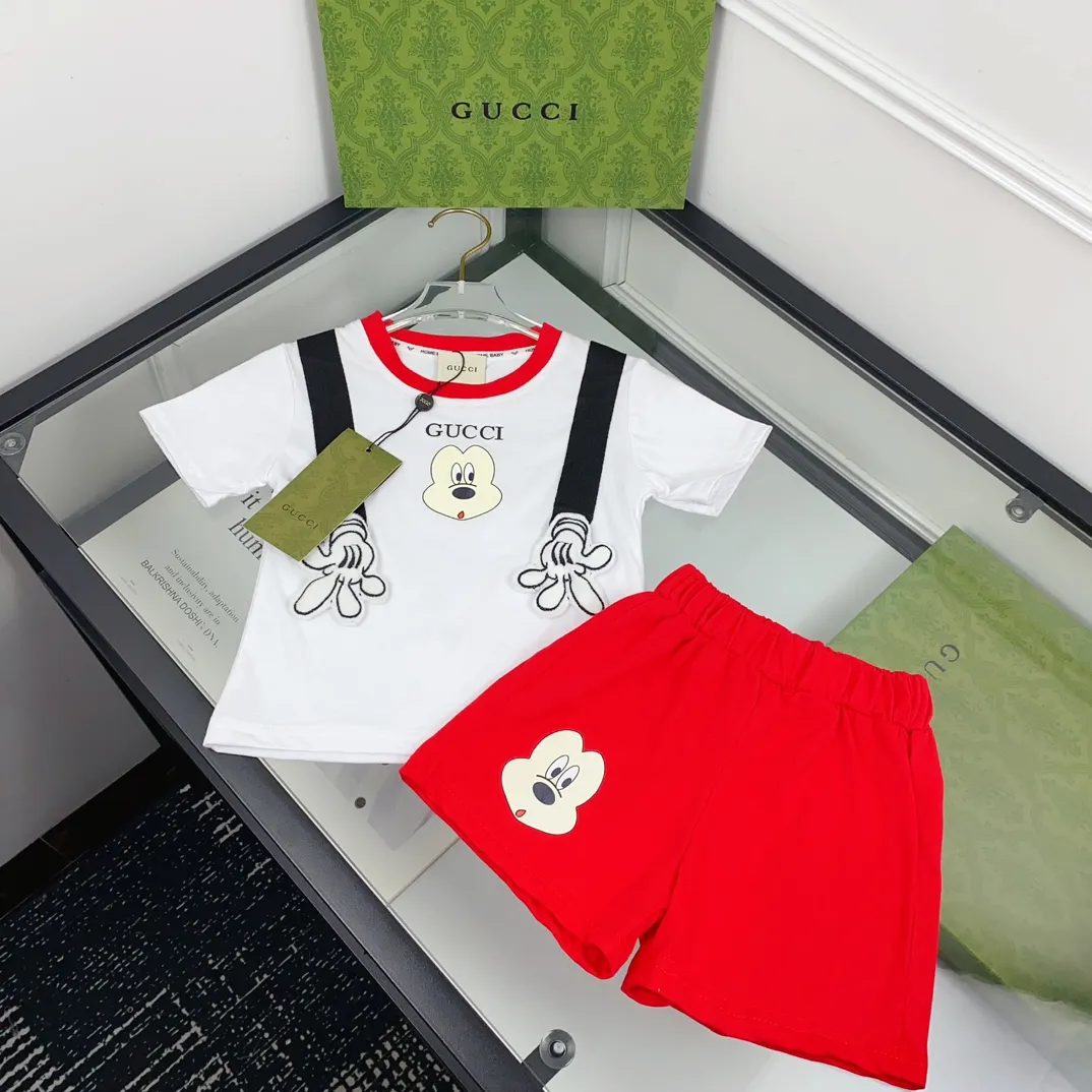 【80-130cm】二点セット 好感度UP かわいさ満点 カジュアル 半袖Ｔシャツ+ショートパンツ セットアップ