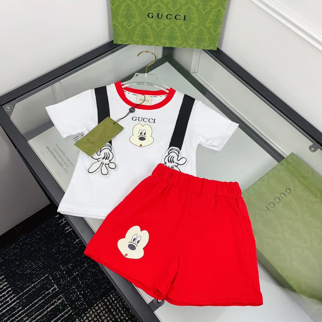 【80-130cm】二点セット 好感度UP かわいさ満点 カジュアル 半袖Ｔシャツ+ショートパンツ セットアップ
