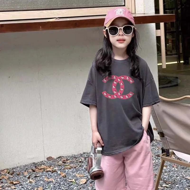 【90-160cm】取り入れたい 今季大注目 おしゃれ カジュアル 女の子 半袖 Ｔシャツ