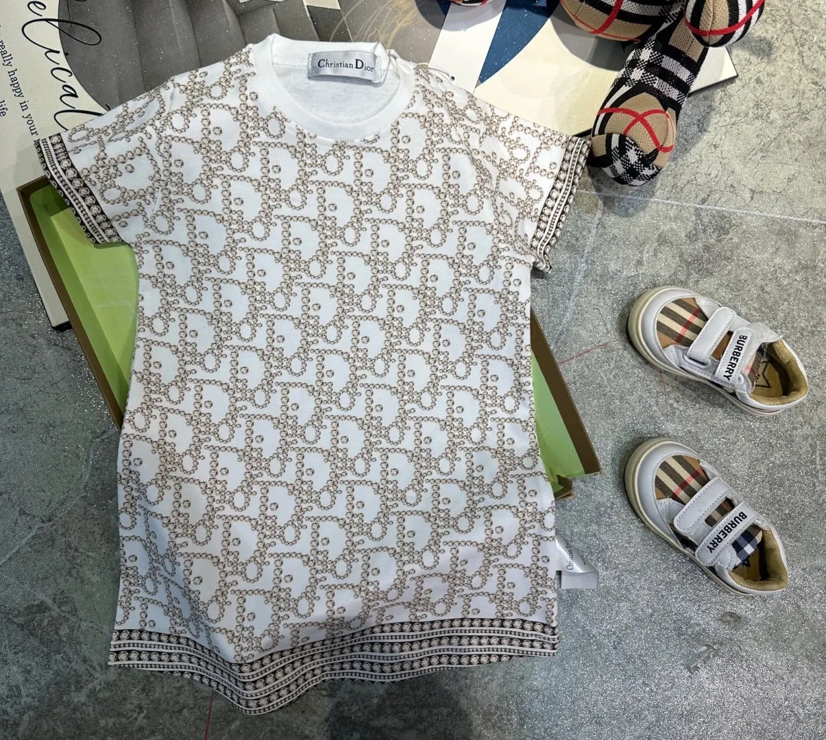 【73-110cm】おしゃれキッズ必見 気質満点 スタイリッシュ 女の子 半袖 ワンピース
