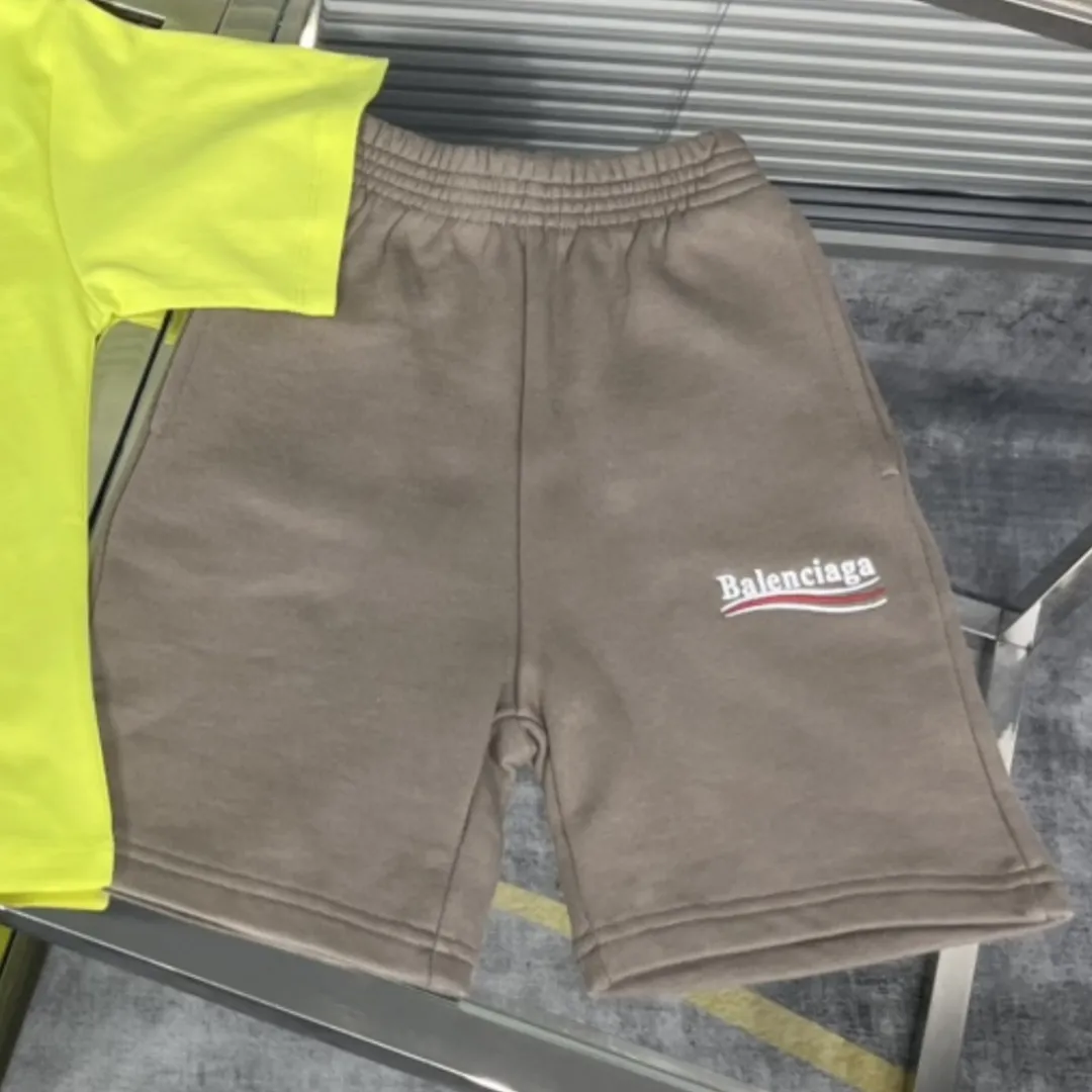 【100-150cm】目を奪われる 大人気 カジュアル トレンド スタイリッシュ 半袖 Ｔシャツ/ショートパンツ