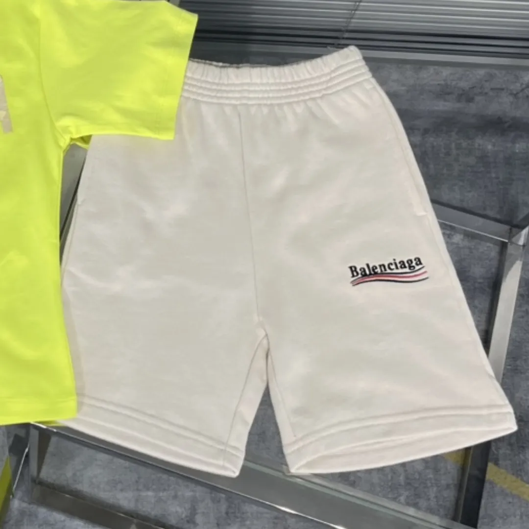 【100-150cm】目を奪われる 大人気 カジュアル トレンド スタイリッシュ 半袖 Ｔシャツ/ショートパンツ