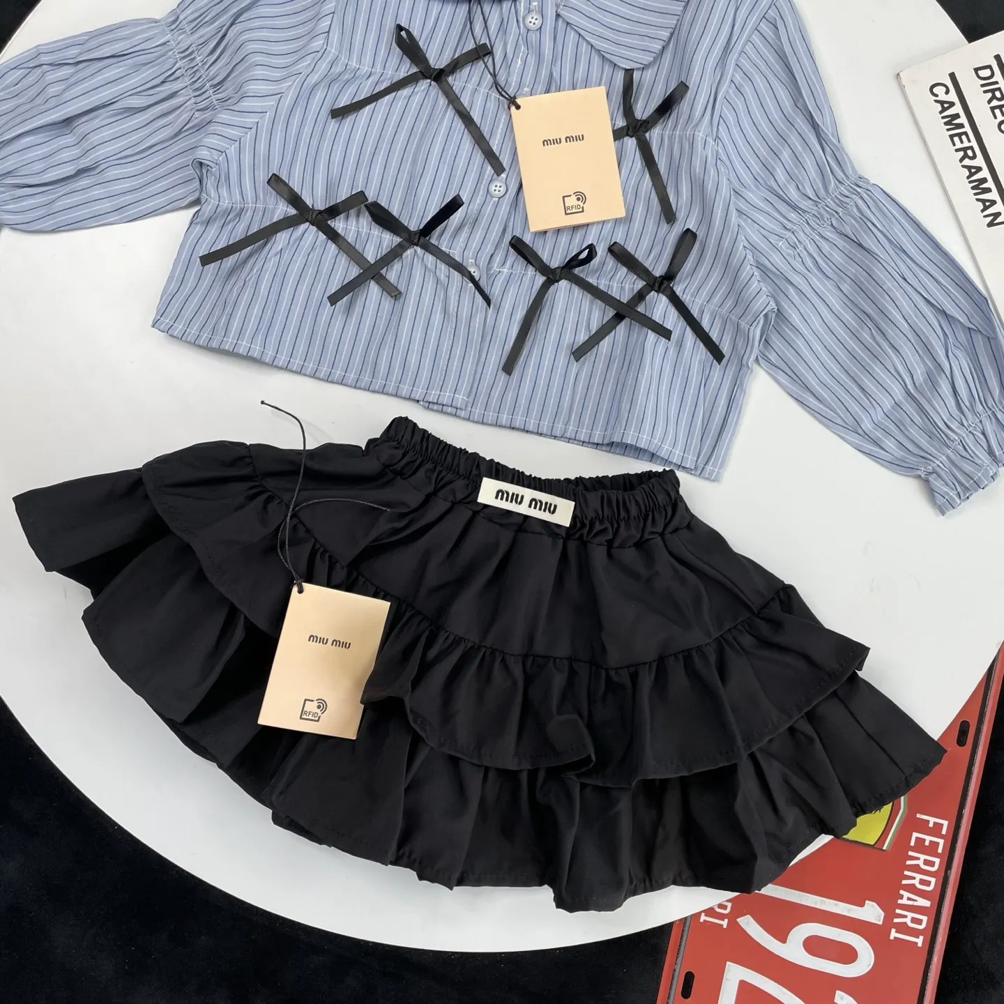 【90-140cm】二点セット SNSで話題 おしゃれ リボン付き 女の子 長袖シャツ+スカート セットアップ