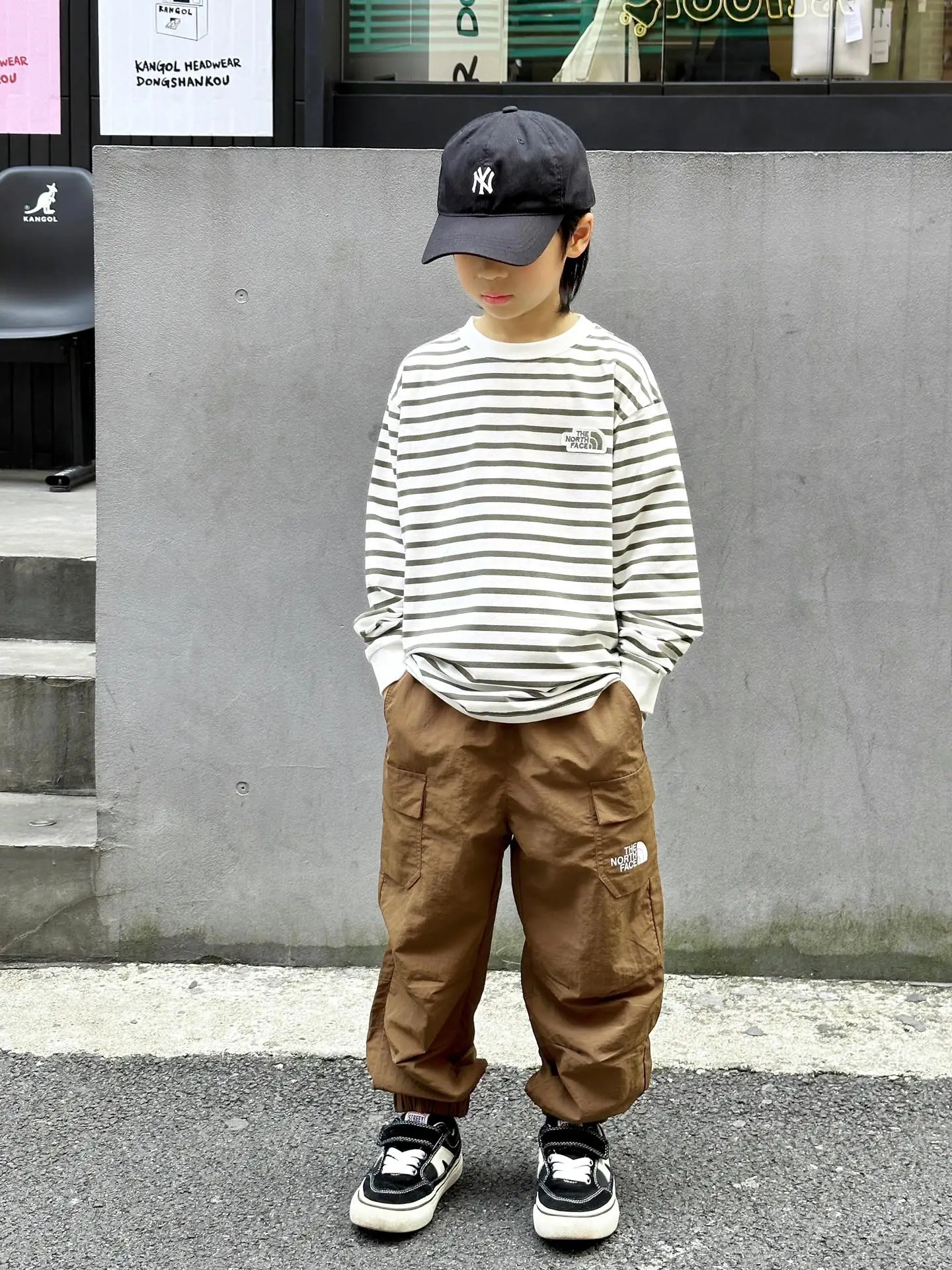 【110-165cm】デイリーにぴったり 大人気 カジュアル 動きやすさ抜群 男の子 パンツ