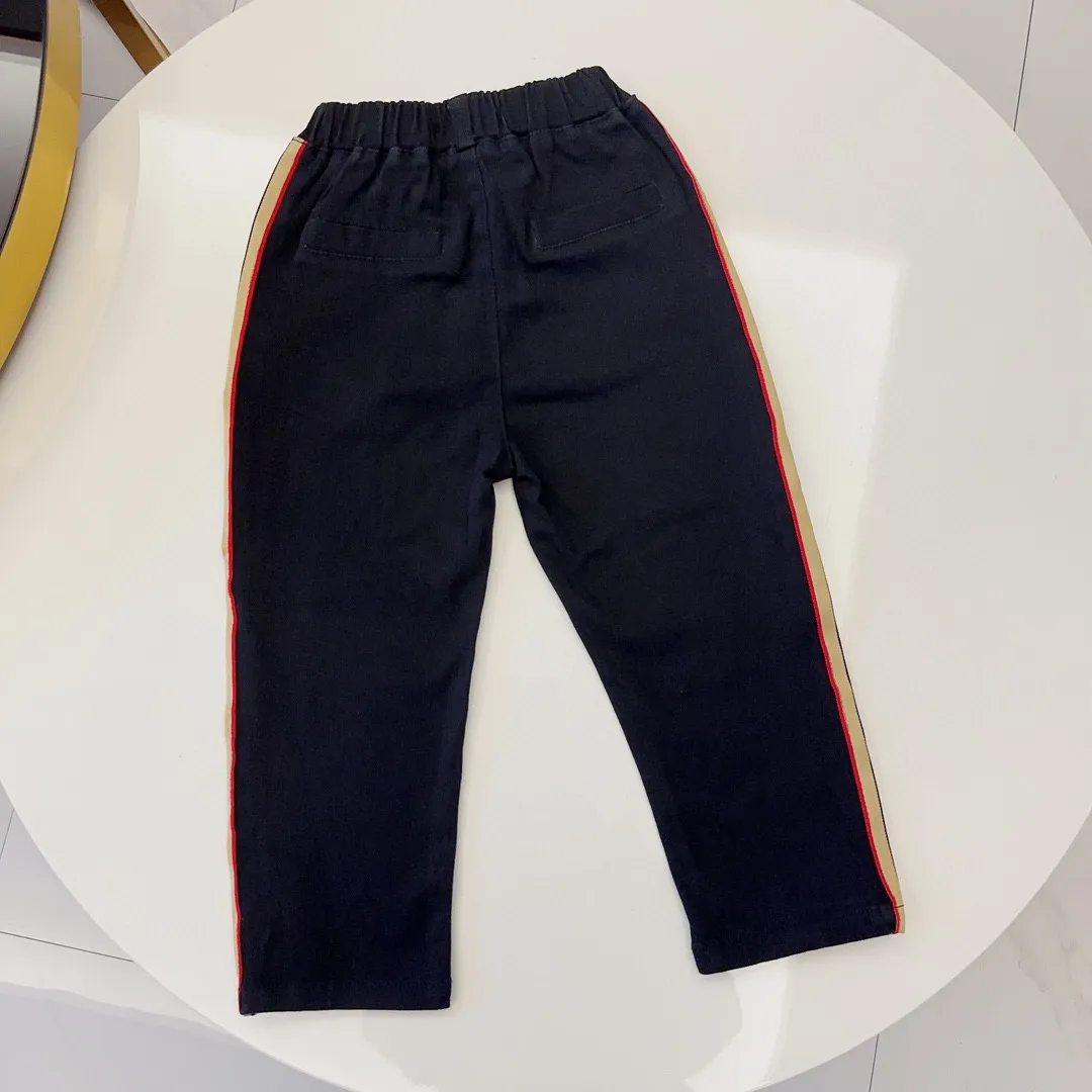 【100-150cm】デイリーにぴったり 大好評 カジュアル 通園・お出かけに  アウター/長袖Ｔシャツ/パンツ