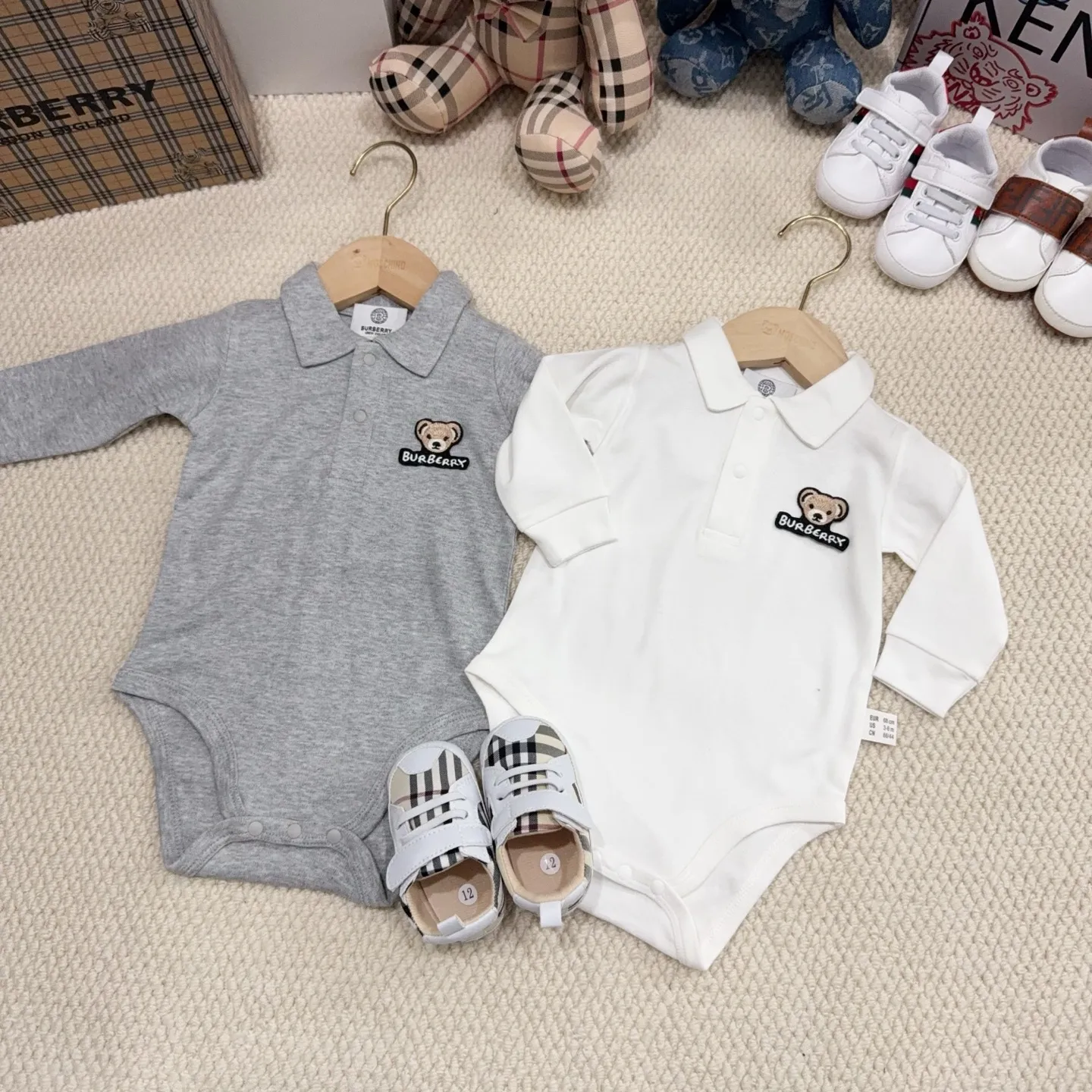 【59-90cm】絶対見逃さないで 大人気 シンプル POLOネック ベビー 長袖 ロンパース
