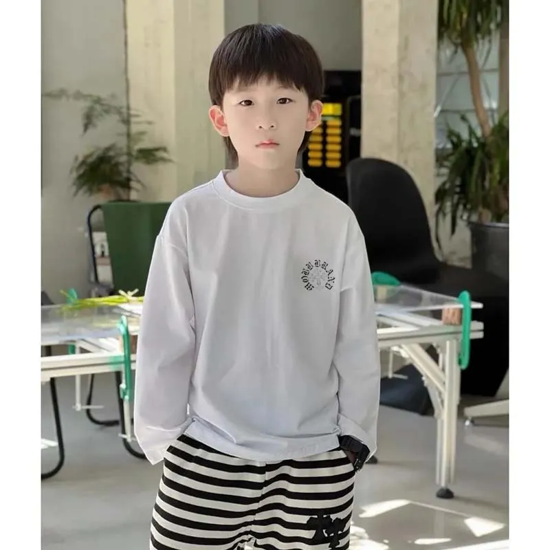 【90-160cm】トレンド感たっぷり 大活躍 カジュアル スタイリッシュ 長袖 Ｔシャツ