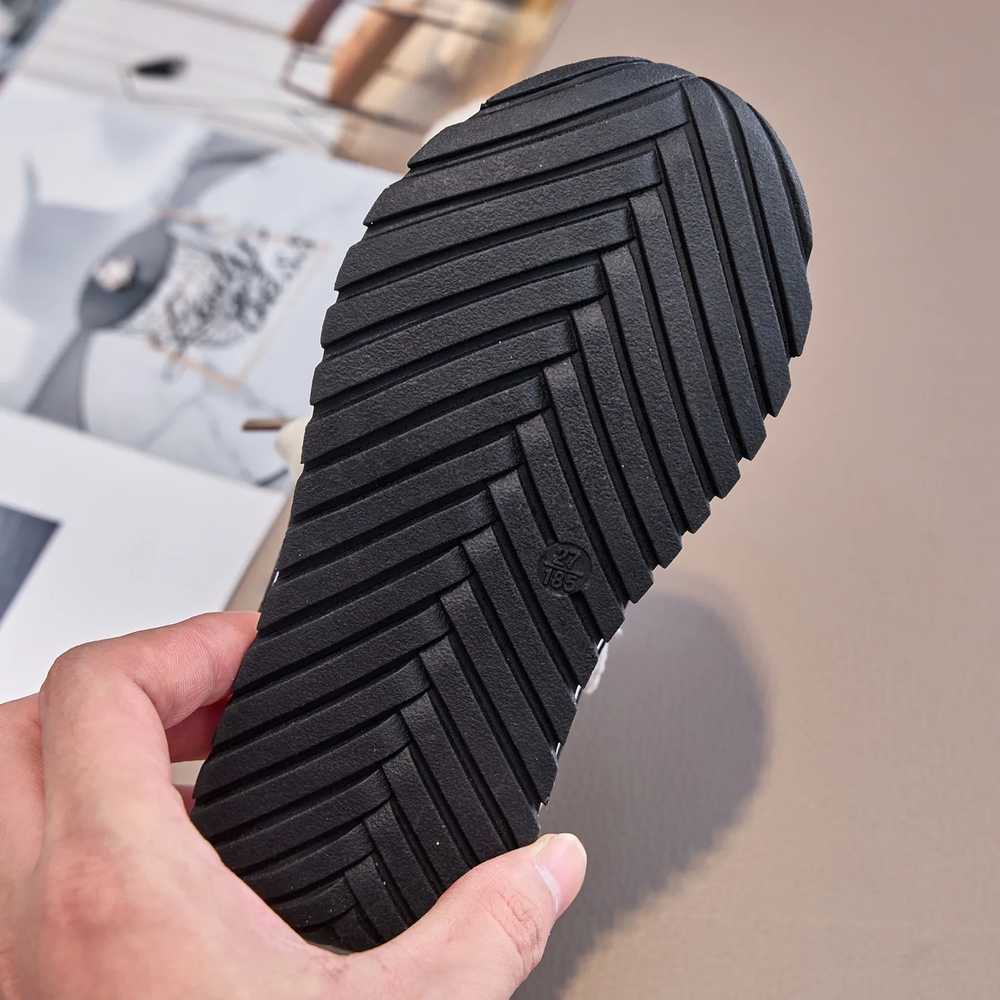 絶対見逃さないで クラシック 軽量デザイン キッズ コルテッツ スニーカー