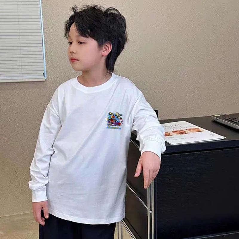 【110-170cm】トレンド感満点 今年のマストバイ カジュアル カッコイイ 男の子 長袖 Ｔシャツ